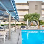 Hotel Kriopigi 4* Kriopigi