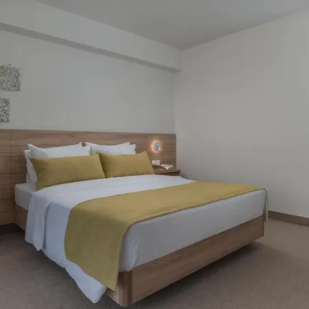Hotel Kriopigi Hotel 4*
