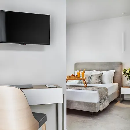 Hotel Kriopigi 4*