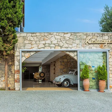 فندق Hotel Kriopigi 4*