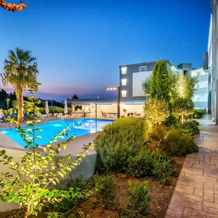 Hotel Kriopigi מלון