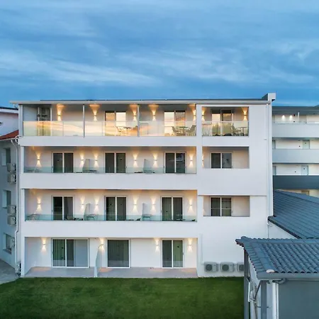 Hotel Kriopigi Hotel 4*